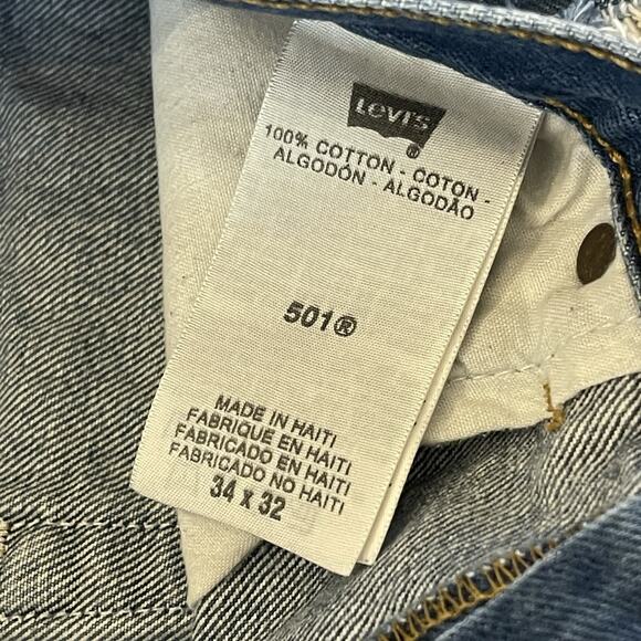 Women's Vintage 90s Levi's 501 Reworked Cutoff Denim Shorts - Picture 4 of 7